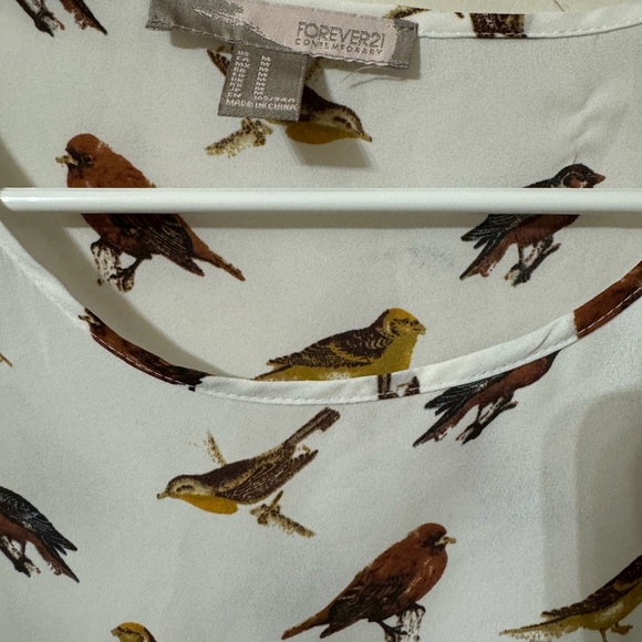 Forever 21, Women's Bird Print White Shirt - Picture 5 of 5